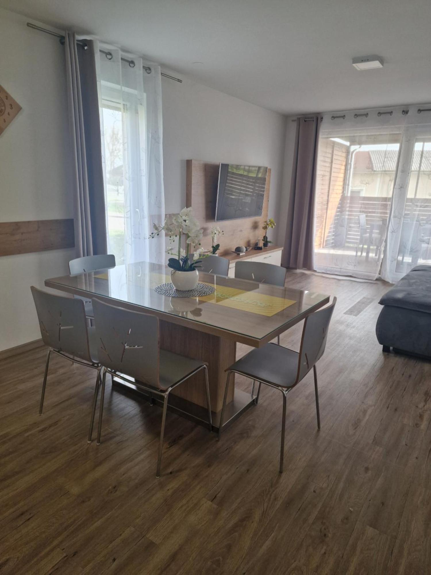 Family Apartment 모라브스케토플리체 외부 사진